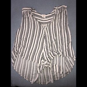 White front tie stripe shirt